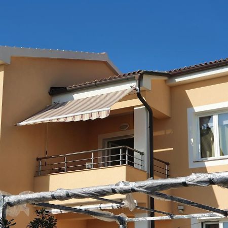 Apartment Pikulo Novalja Exterior foto